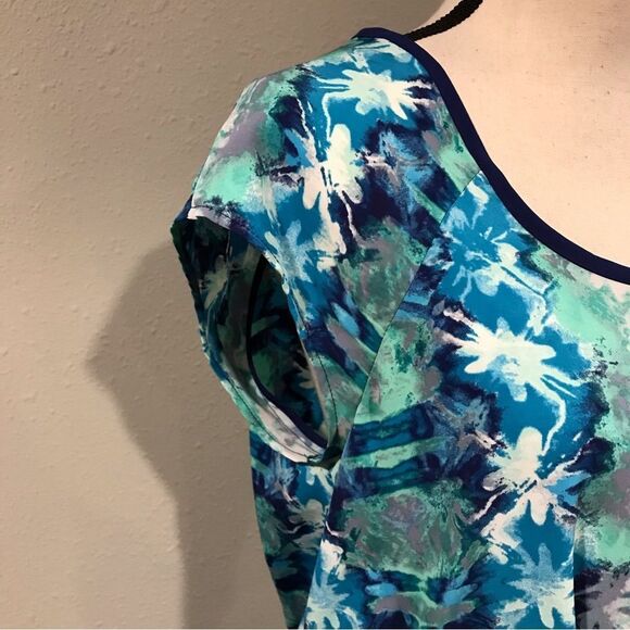 Watercolor print short sleeve casual dress size medium - Picture 6 of 11